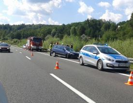 Tarnawa Dolna: Samochód wylądował na barierkach