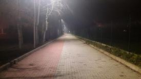Sucha Beskidzka: Już działa nowe oświetlenie wzdłuż ciągu pieszo-jezdnego