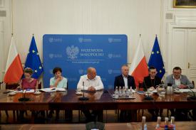Straty spowodowane przez ulewy i burze.