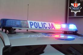 Domowi agresorzy z Budzowa musieli opuścić mieszkania. Szybka reakcja policji.