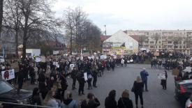 Tłumy na demonstracji w Suchej Beskidzkiej