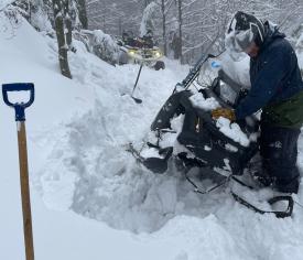 Bardzo trudne warunki na Babiej Górze. GOPR Beskidy apeluje o rozwagę.