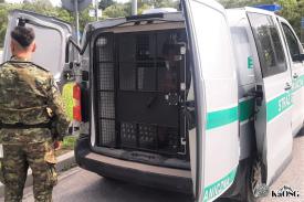 Policjanci z Suchej Beskidzkiej przekazali go Straży Granicznej. Został deportowany.