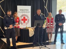 Kuków - spotkanie profilaktyczne z seniorami w czasie śniadania wielkanocnego.