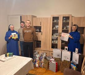 Świąteczny Bazarek 2025 znów połączył ludzi o wielkich sercach. Ponad 10 tysięcy złotych dla Domu Dziecka w Łętowni.