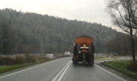 Śnieżna prognoza pogody. Drogowcy zapewniają, że mają przygotowany sprzęt do odśnieżania