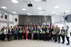 Ponad 7,8 mln zł dla powiatu suskiego. Ruszą kolejne inwestycje drogowe.