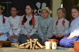 VI Powiatowy Przegląd Dziecięcych Zespołów Folklorystycznych