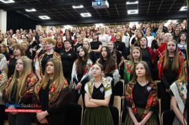 Gdy 240 kobiet zaśpiewa w cieniu Babiej Góry. Powstaje niezwykły „Magnifikat”.