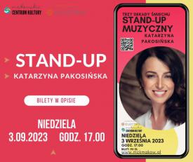 &quot;Trzy dekady śmiechu&quot;. Stand-up muzyczny w Makowskim Centrum Kultury.