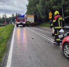 Palcza: Droga zablokowana po kolizji pojazdów. 
