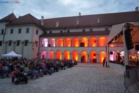 Gala Muzyki Filmowej w wykonaniu Orkiestry Reprezentacyjnej Straży Granicznej na dziedzińcu zamkowym (fotogaleria).