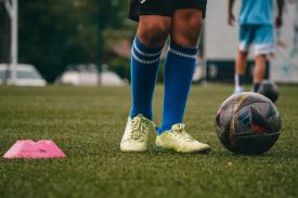 Jak globalne wydarzenia sportowe wpływają na rozwój infrastruktury w regionach.