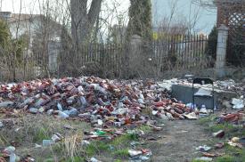 JORDANÓW: Śmieciowy problem