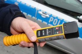 Pili i wsiedli za kierownicę. Cztery kontrole zakończone zatrzymaniem uprawnień.