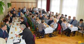 Dzień Seniora w Śleszowicach - tradycyjne spotkanie pokoleń.