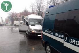 Kierowcę busa ukarano mandatem karnym w wysokości 2000 złotych