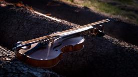 Nauka gry muzyki ludowej na skrzypcach i basach góralskich