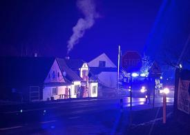 Wieczorna interwencja straży pożarnej w Skawicy.