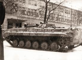 16 grudnia – pacyfikacja kopalni „Wujek”. Najkrwawszy dzień stanu wojennego.