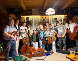 Trwają przygotowania do koncertu Ogniska Muzyki Tradycyjnej w Suchej Beskidzkiej.