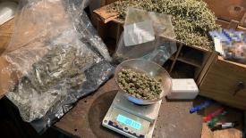 Policja przechwyciła prawie 100 kg narkotyków! Rekordowa akcja w Krakowie.