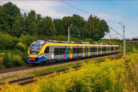 Pociągiem za złotówkę! Małopolska uruchamia specjalne promocje na Dzień Dziecka i długi weekend!
