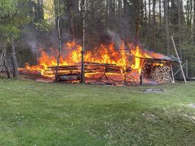 Strażacy walczą z ogniem w Targoszowie!