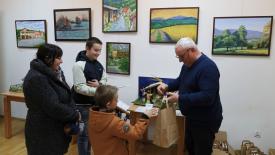 Babiogórska Szopka Regionalna: tradycja i twórczość w gminie Stryszawa.