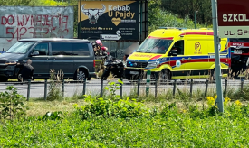 Zderzenie Volkswagena z motorowerem w Suchej Beskidzkiej - szczegóły zdarzenia. 