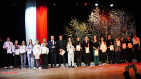 Pracowici i utalentowani – rozdano stypendia Burmistrza dla najlepszych uczniów i studentów.