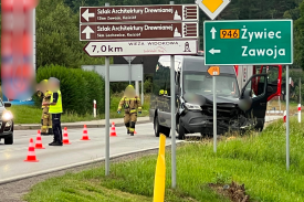 Stryszawa: Zderzenie busa z samochodem osobowym. Utrudnienia w ruchu.