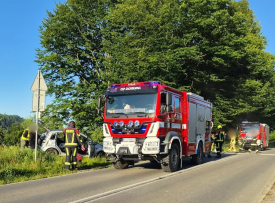 Samochód wypadł z drogi w Baczynie. Na miejscu służby