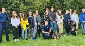 Uczniowie ze Szkoły w Palczy i Jachówce z wizytą w Komendzie Powiatowej Policji w Suchej Beskidzkiej