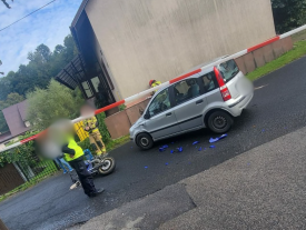 Zderzenie motocykla z samochodem w Grzechyni. Duże utrudnienia.