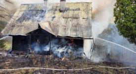 W Stryszawie spłonął domek letniskowy
