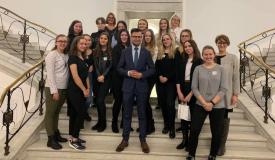 Wizyta młodzieży z Krzeszowa w Sejmie RP