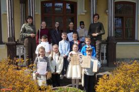 Finał konkursu plastycznego w Nadleśnictwie Sucha. Młodzi artyści nagrodzeni.