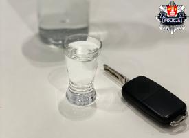 Powiat suski. Ponad 3 promile i dożywotni zakaz prowadzenia. Kierowca trafił za kratki.