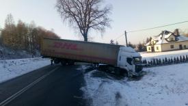 Tir przez prawie 4 godziny blokował drogę krajową