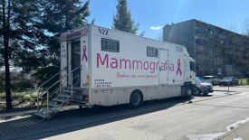 Mammobus zaparkował już w Suchej Beskidzkiej. 