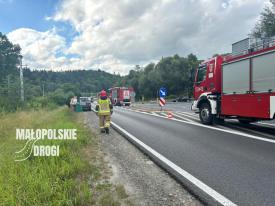 Kolizja drogowa na skrzyżowaniu w Zembrzycach. 