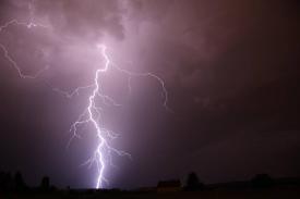 Ostrzeżenie meteorologiczne: Silny deszcz z burzami.