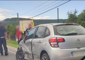 Kolizja pojazdów w Białce. 