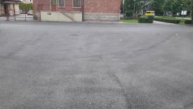 Sucha Beskidzka: Parking zyskał nową nawierzchnię asfaltową