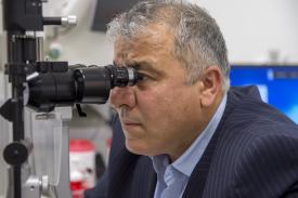 Czy warto zmienić okulary na soczewki kontaktowe ?