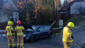 Stryszawa - samochód wjechał w przystanek...