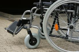 Asystent osobisty osoby z niepełnosprawnością. MOPS w Suchej Beskidzkiej bada zapotrzebowanie na 2027 rok.