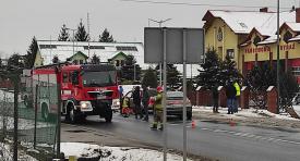 Sucha Beskidzka: Czołowe zderzenie dwóch samochodów na drodze krajowej