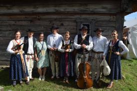 Kapela Susko Muzyka zachwyciła na Międzynarodowym Jarmarku Folkloru w Węgorzewie.